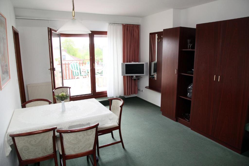 Pension Am Markt Lübben Habitación foto