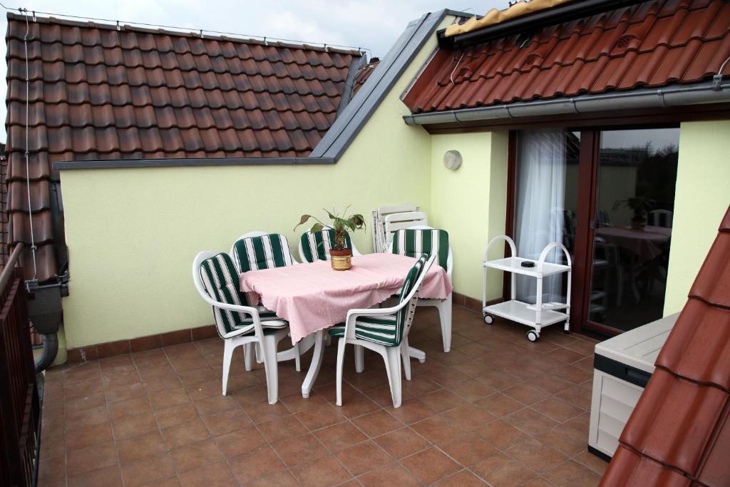 Pension Am Markt Lübben Habitación foto